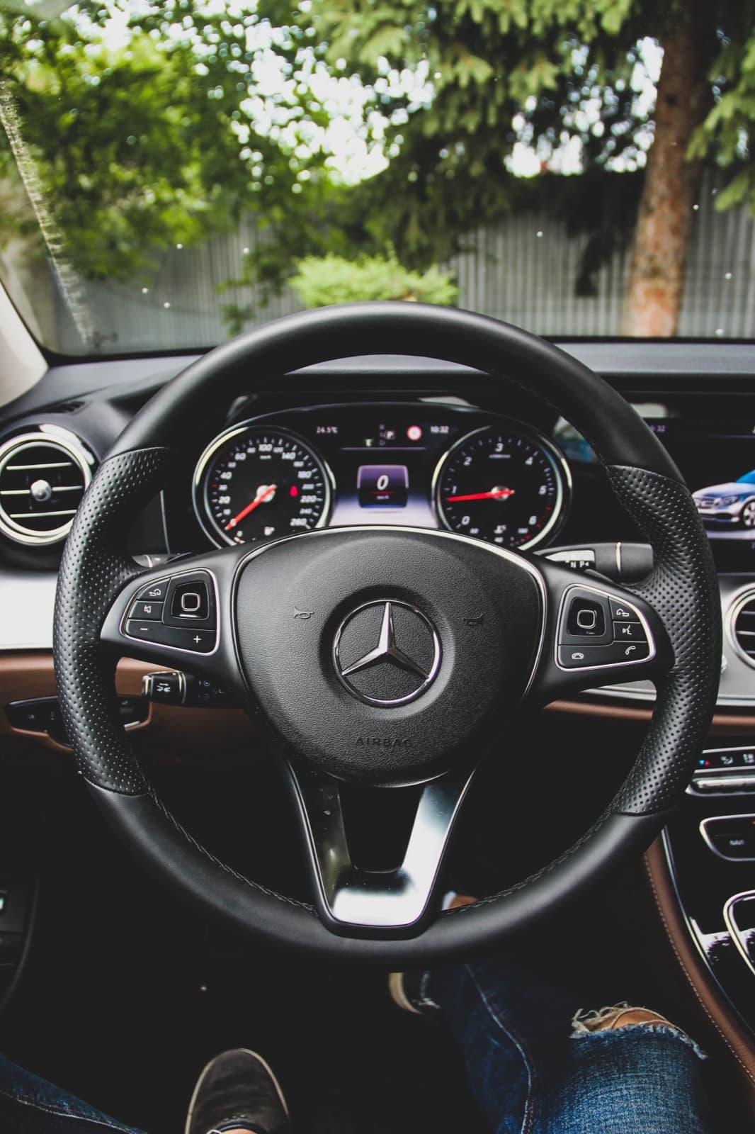 How Does AirMatic System Failure Affect a Mercedes-Benz?
